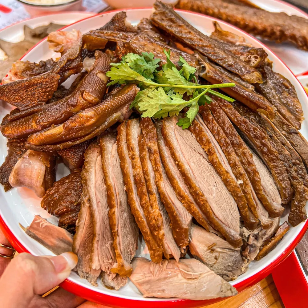 Indulge in authentic Chaoshan flavours.