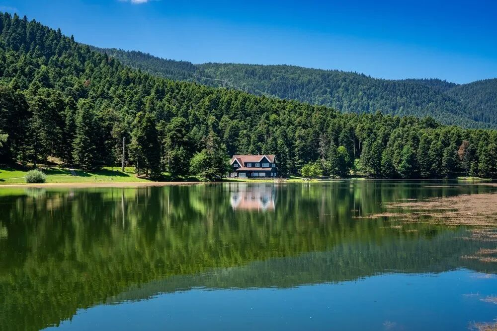 Visit Anıtkabir, the mausoleum of Mustafa Kemal Atatürk, then enjoy the peaceful forests, mountains and lake scenery of Bolu.